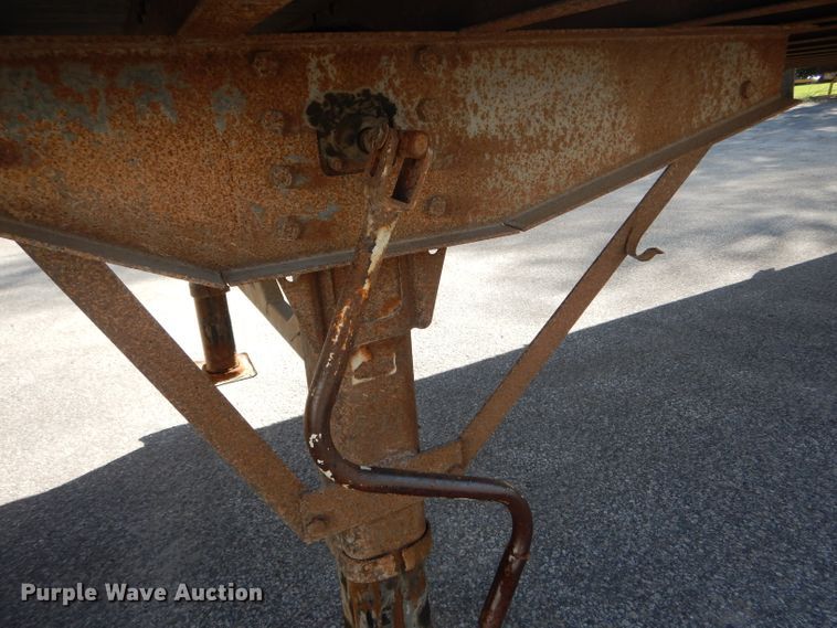 image for item DH6203 2005 Wabash dry van trailer