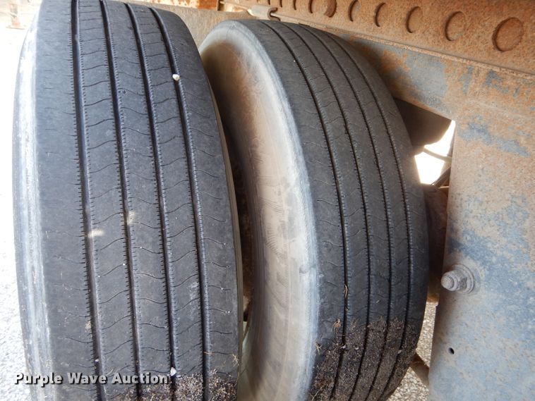 image for item DH6203 2005 Wabash dry van trailer