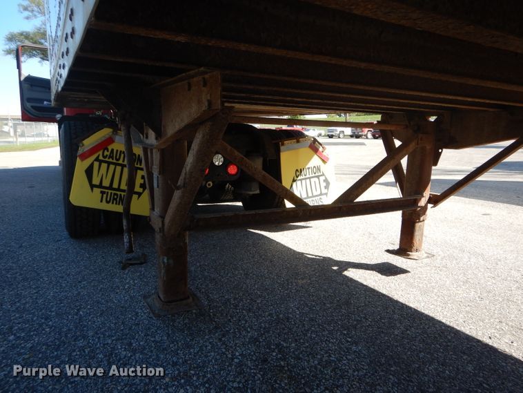 image for item DH6204 2005 Wabash dry van trailer