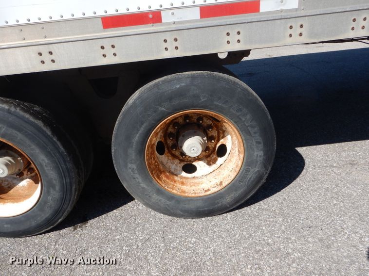 image for item DH6204 2005 Wabash dry van trailer