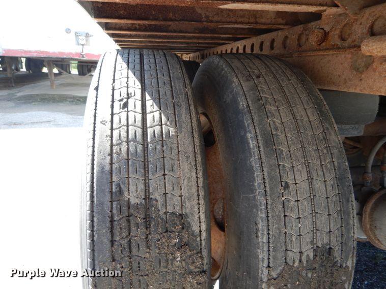 image for item DH6204 2005 Wabash dry van trailer