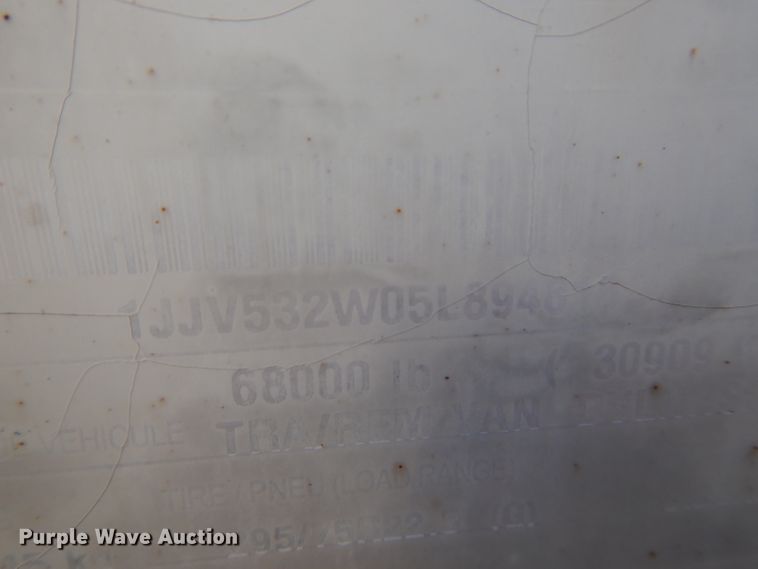 image for item DH6204 2005 Wabash dry van trailer