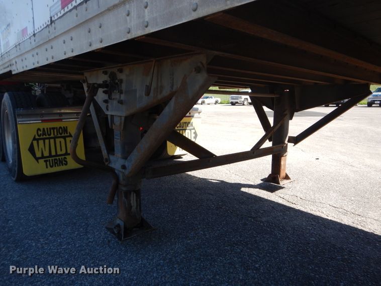 image for item DH6205 2005 Strick dry van trailer