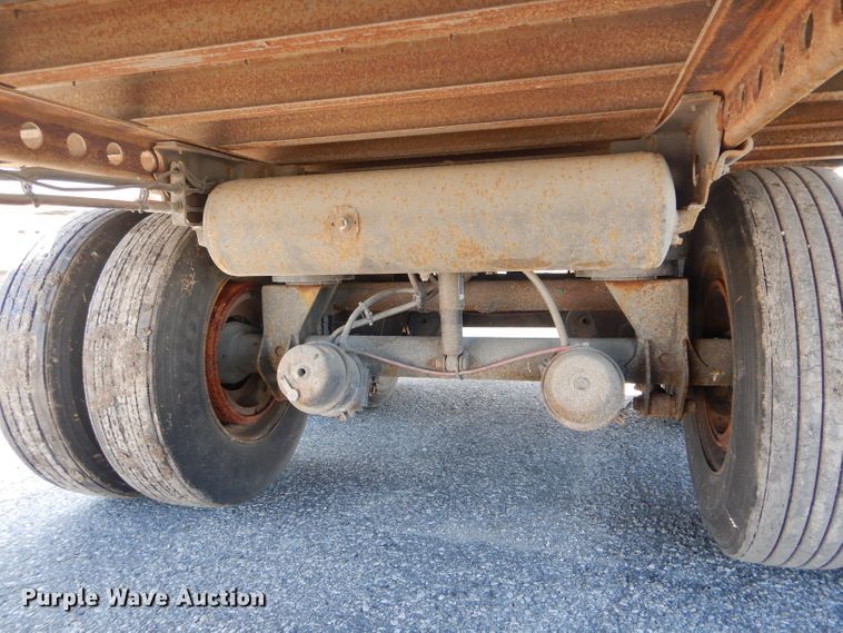 image for item DH6205 2005 Strick dry van trailer