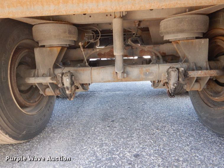 image for item DH6205 2005 Strick dry van trailer