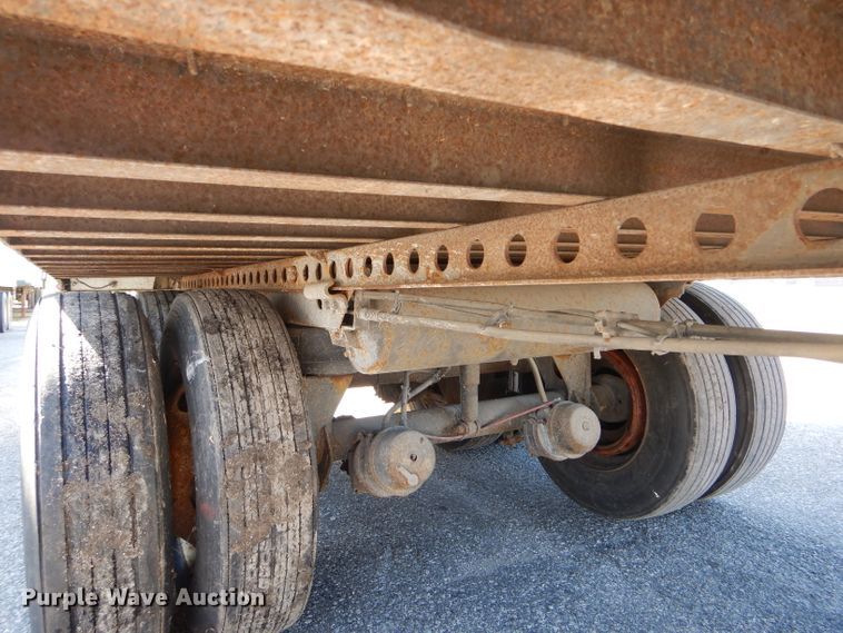 image for item DH6205 2005 Strick dry van trailer