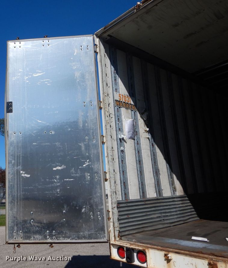 image for item DH6205 2005 Strick dry van trailer