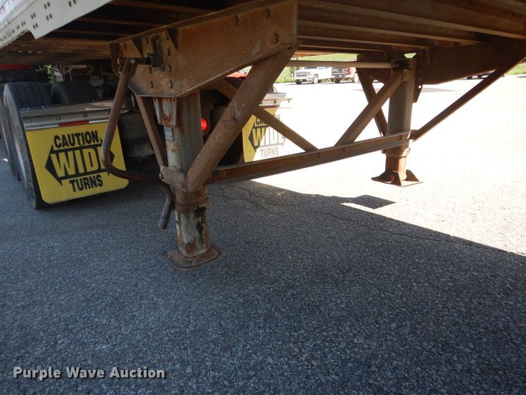 image for item DH6207 2005 Wabash dry van trailer