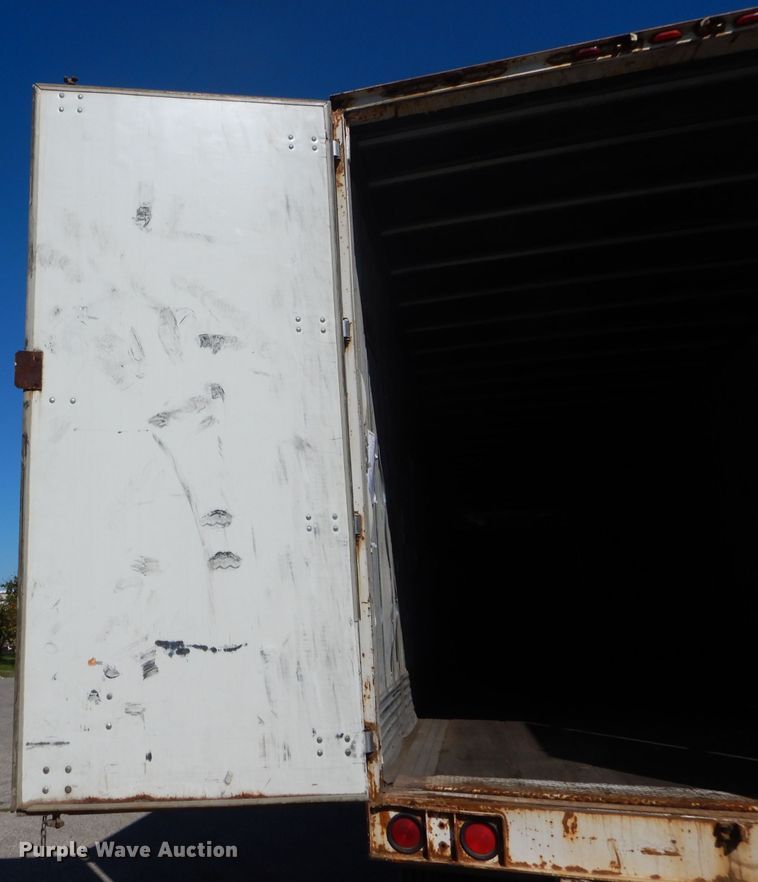 image for item DH6207 2005 Wabash dry van trailer