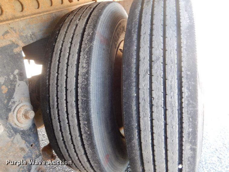 image for item DH6207 2005 Wabash dry van trailer