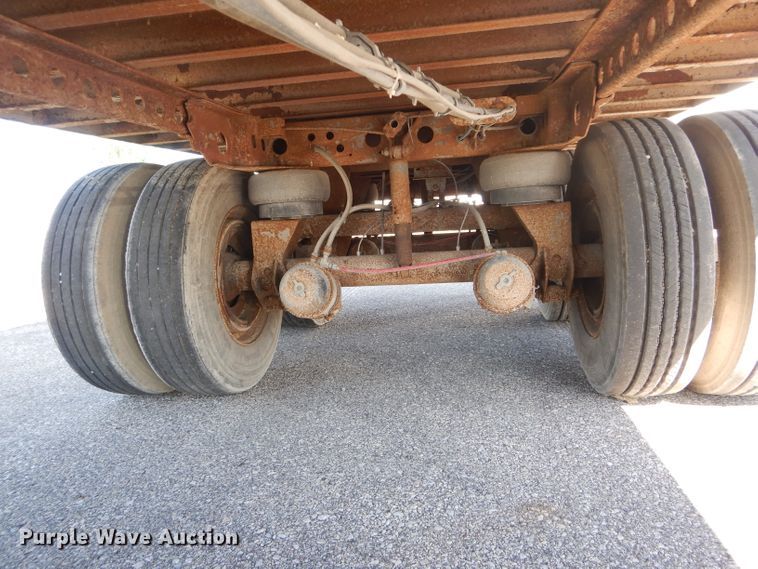 image for item DH6208 2005 Wabash dry van trailer