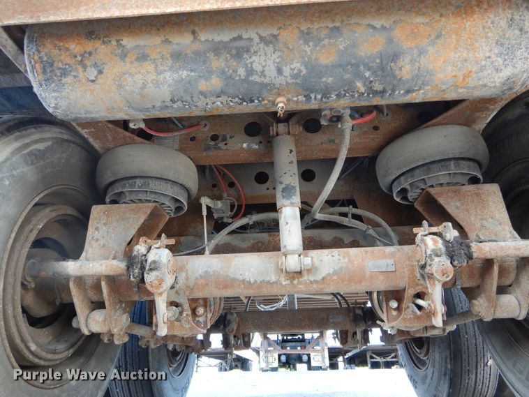 image for item DH6211 2005 Wabash dry van trailer