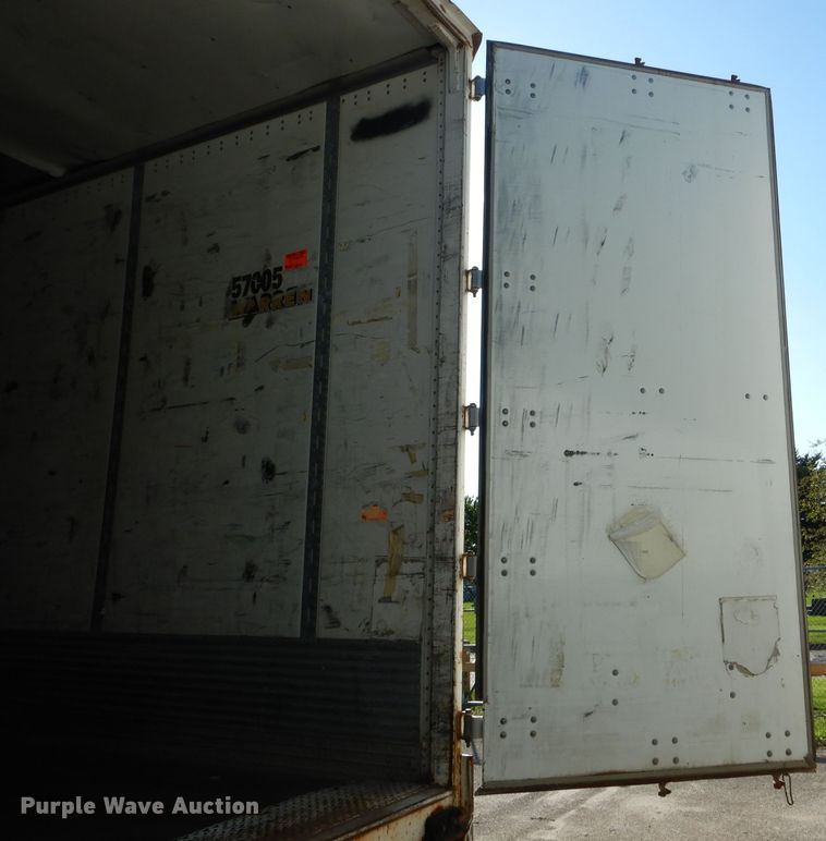 image for item DH6211 2005 Wabash dry van trailer