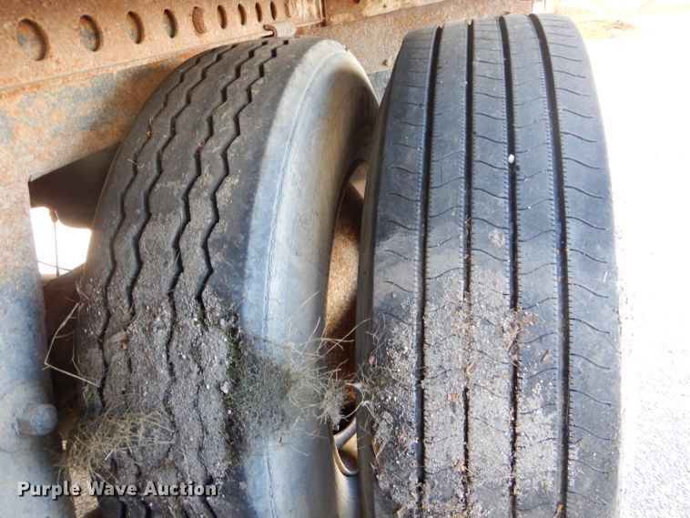 image for item DH6211 2005 Wabash dry van trailer