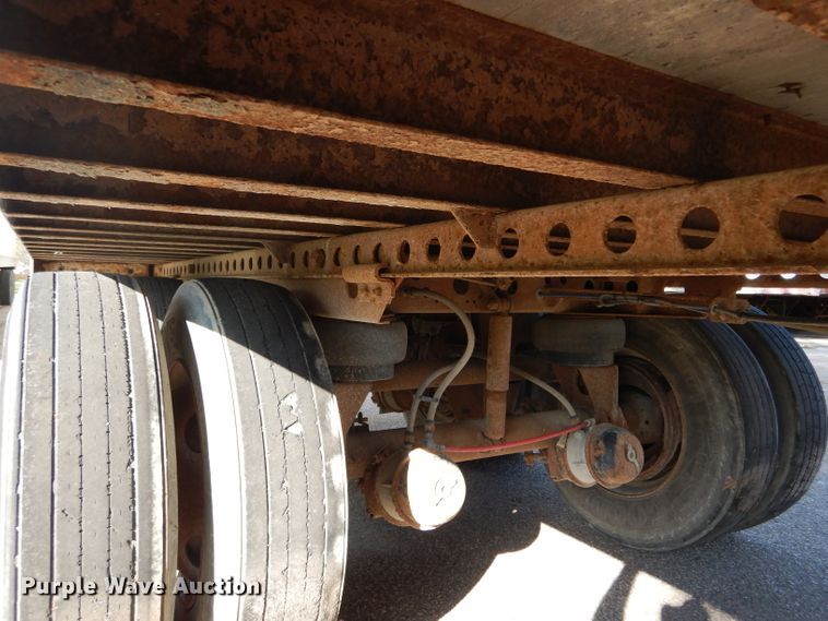 image for item DH6212 2005 Wabash dry van trailer