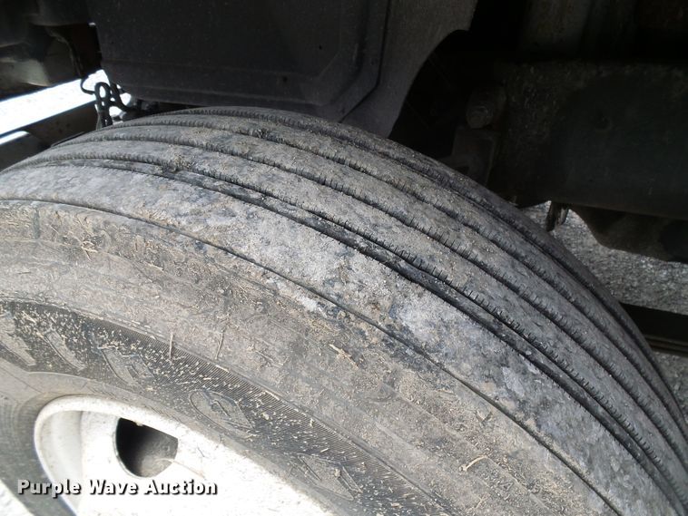 image for item DI0694 1996 Mack CH613 semi truck