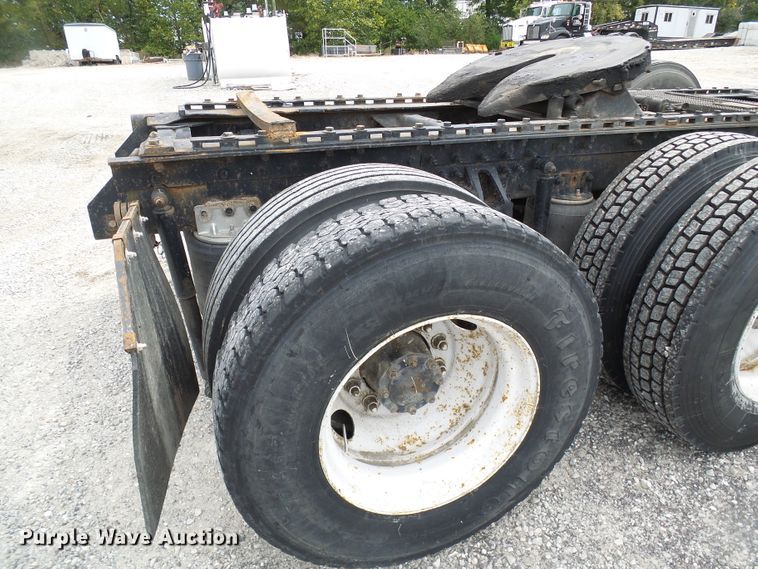 image for item DI0694 1996 Mack CH613 semi truck