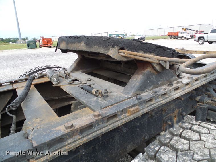 image for item DI0694 1996 Mack CH613 semi truck