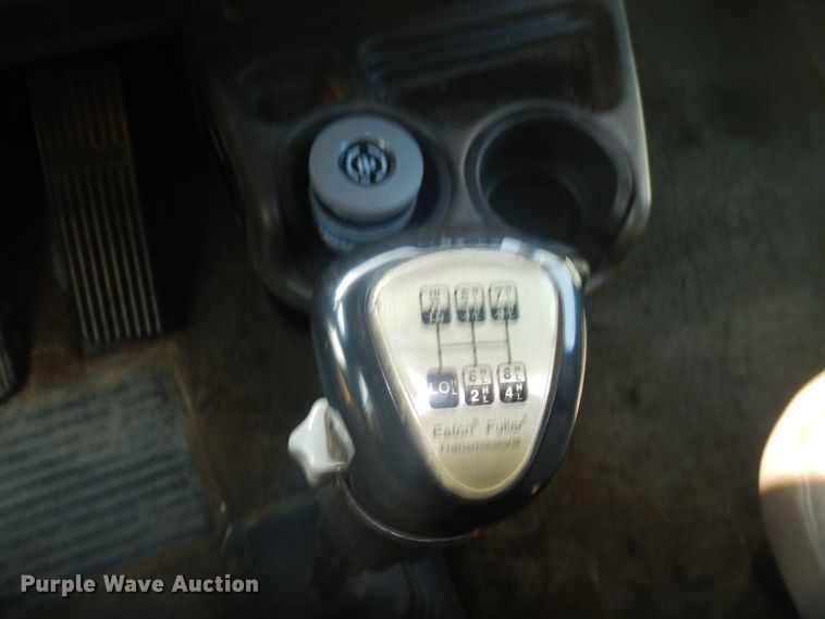 image for item FC9921 2003 Kenworth W900 semi truck