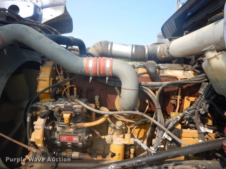 image for item FC9921 2003 Kenworth W900 semi truck