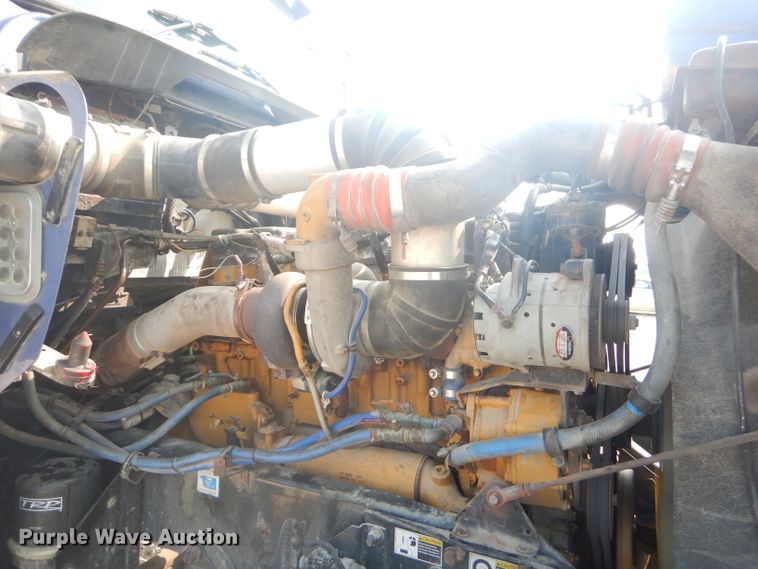 image for item FC9921 2003 Kenworth W900 semi truck