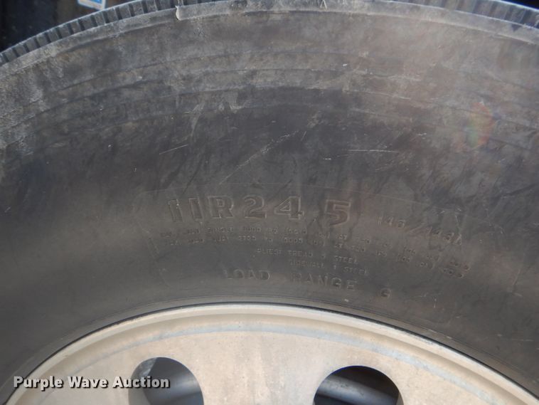 image for item FC9921 2003 Kenworth W900 semi truck