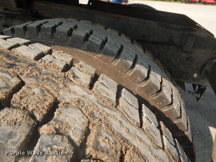 image for item FC9921 2003 Kenworth W900 semi truck