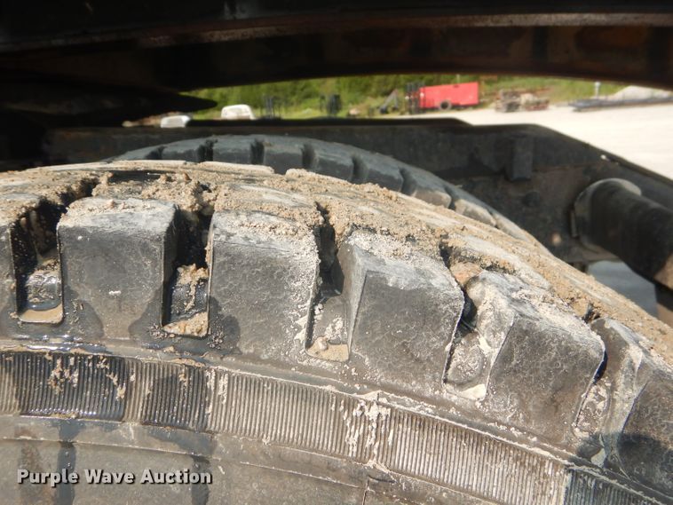 image for item FC9921 2003 Kenworth W900 semi truck