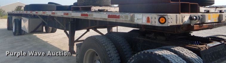 image for item FC9922 1998 Utility flatbed trailer