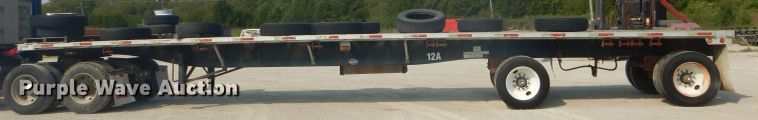 image for item FC9922 1998 Utility flatbed trailer
