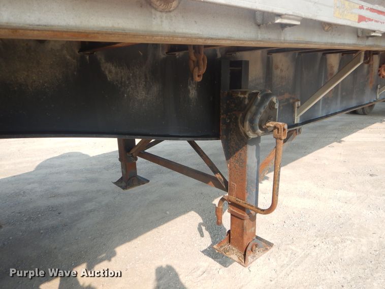 image for item FC9922 1998 Utility flatbed trailer