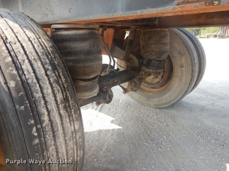 image for item FC9922 1998 Utility flatbed trailer