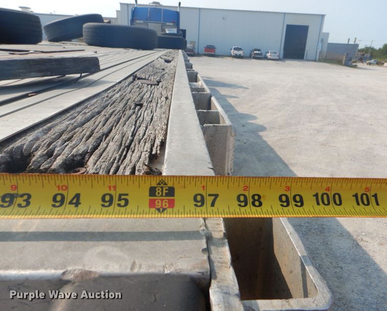 image for item FC9922 1998 Utility flatbed trailer