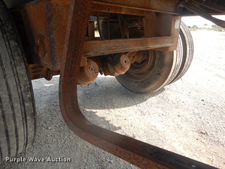 image for item FC9922 1998 Utility flatbed trailer