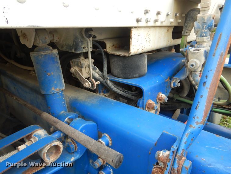 image for item FI9672 2006 Freightliner FLD semi truck