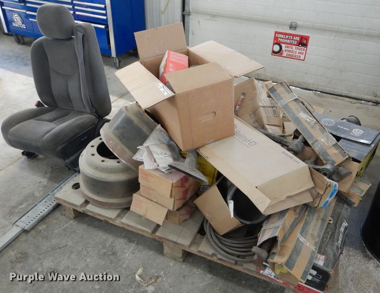 image for item FI9686 Truck parts