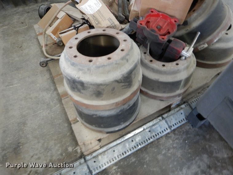 image for item FI9686 Truck parts