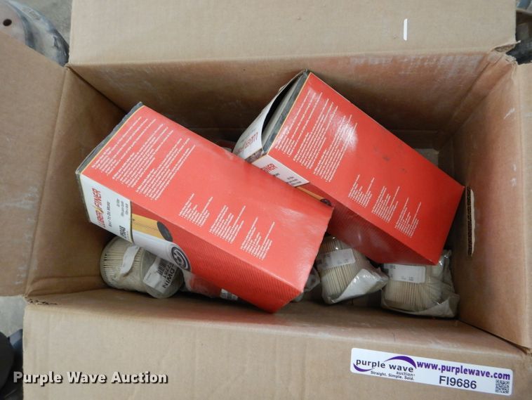 image for item FI9686 Truck parts