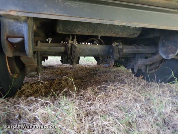 image for item GI9267 2000 Wabash dry van trailer