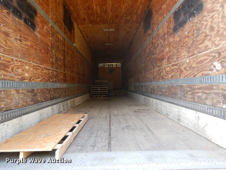 image for item GI9267 2000 Wabash dry van trailer
