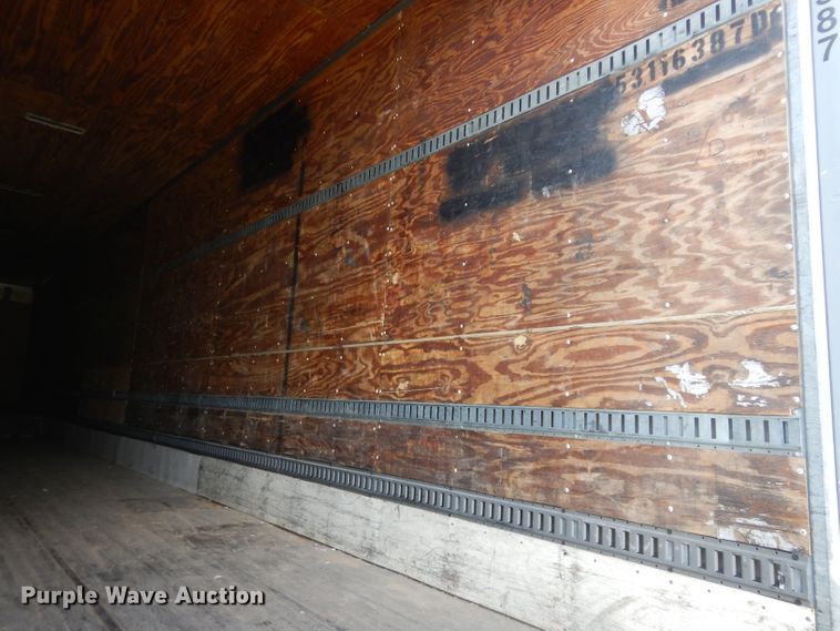 image for item GI9267 2000 Wabash dry van trailer