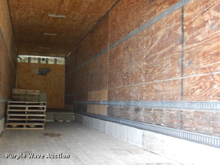 image for item GI9267 2000 Wabash dry van trailer