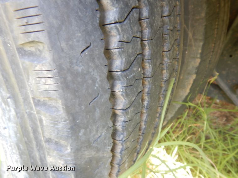 image for item GI9267 2000 Wabash dry van trailer