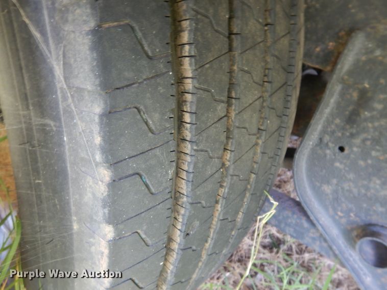 image for item GI9267 2000 Wabash dry van trailer