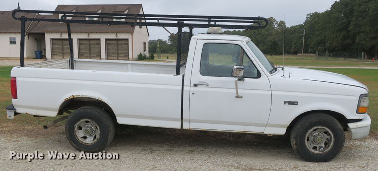 image for item DB10173 1996 Ford F150 pickup truck