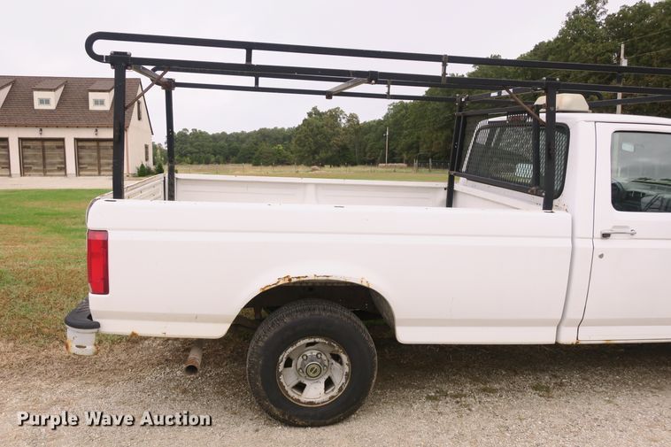 image for item DB10173 1996 Ford F150 pickup truck