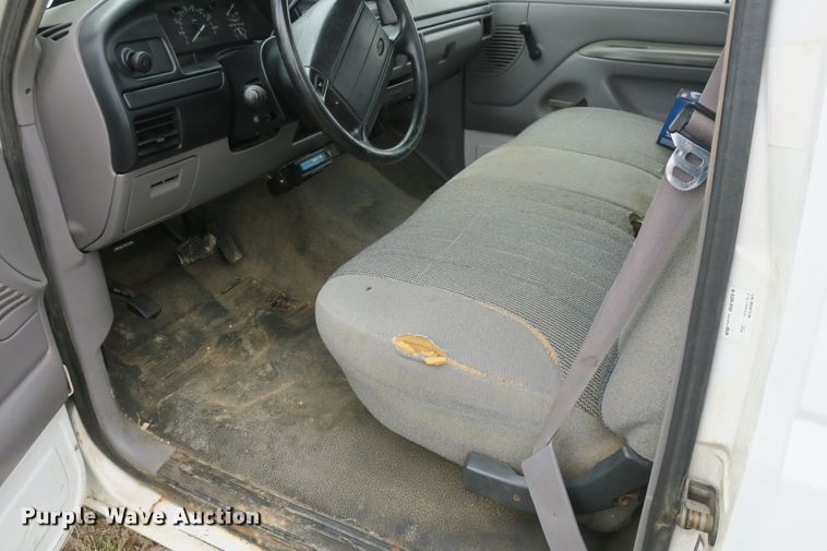 image for item DB10173 1996 Ford F150 pickup truck