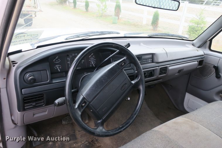 image for item DB10173 1996 Ford F150 pickup truck