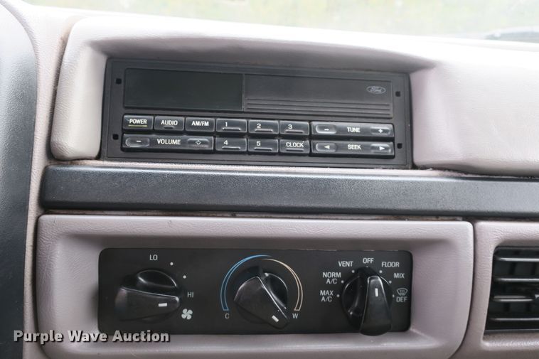 image for item DB10173 1996 Ford F150 pickup truck