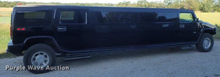 image for item DB7670 2006 Hummer H2 limousine